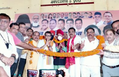 उत्तराखंड में जन आशीर्वाद यात्रा का प्रतिनिधित्व कर रहे केंद्रीय मंत्री अजय भट्ट का रुद्रपुर में हुआ दमदार स्वागत,मंच से अजय भट्ट ने बताई केंद्र सरकार की जनहित योजनाएं
